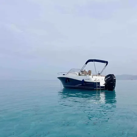 «la Grande Jane » Petite Bord De Mer» *